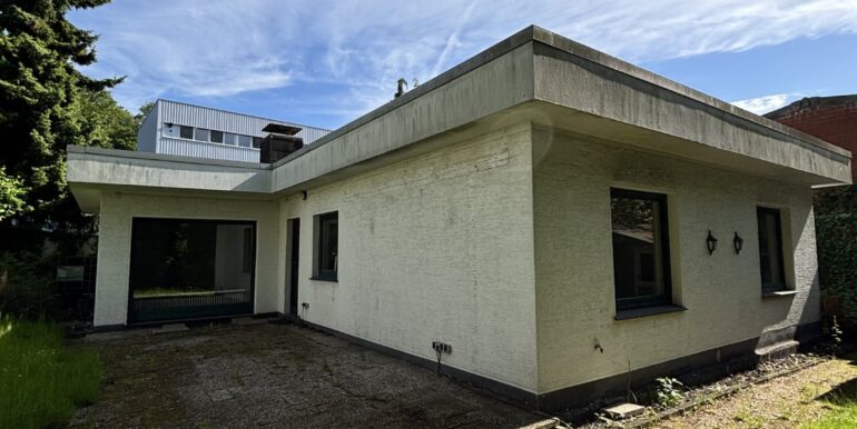 Bungalow - 3