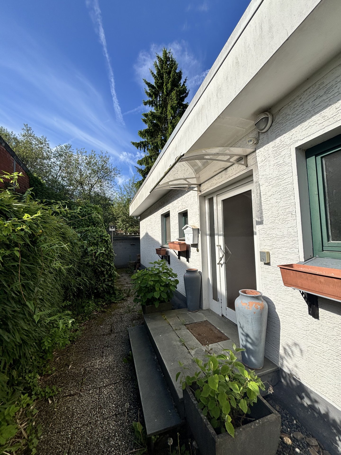 Bungalow - 2